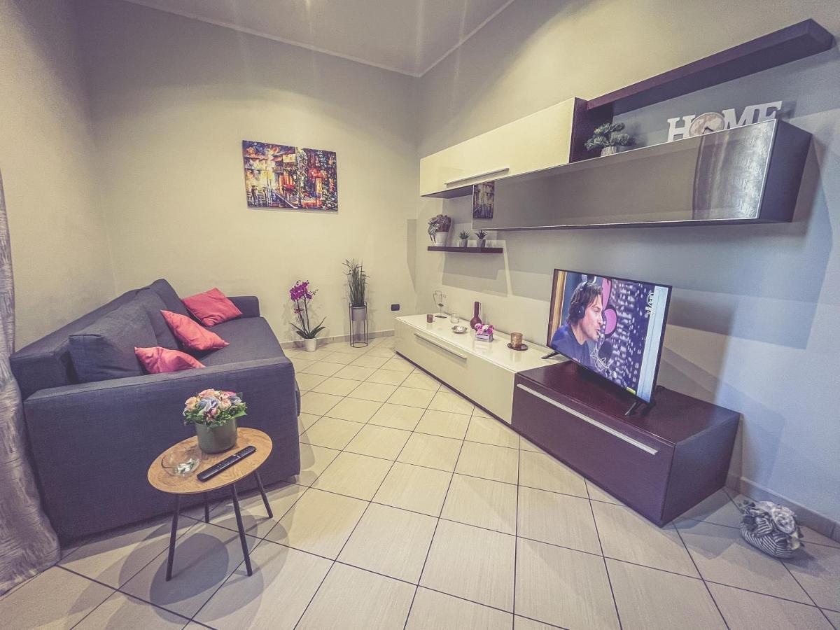 La Casa Di Emma Apartment Terni Bagian luar foto